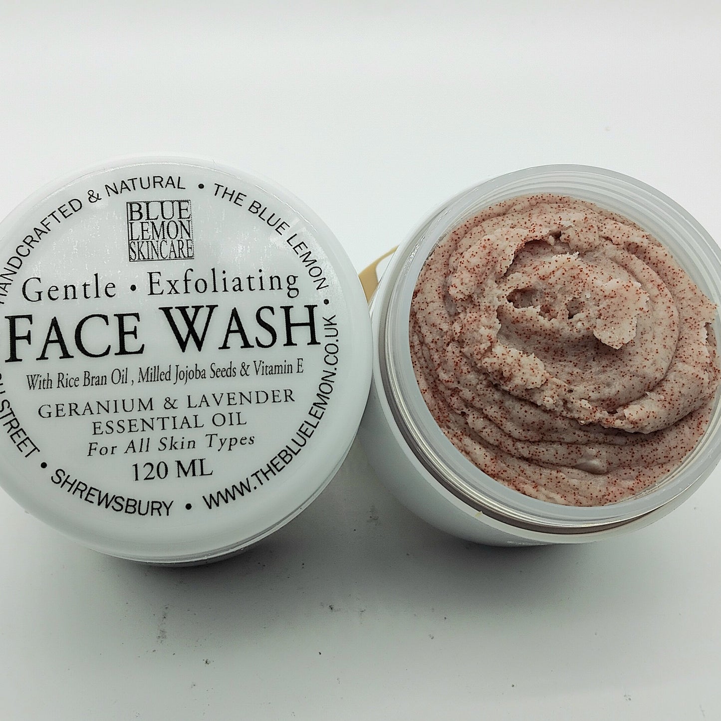 Gentle Exfoliating Face Wash with Jojoba Seeds 120ml