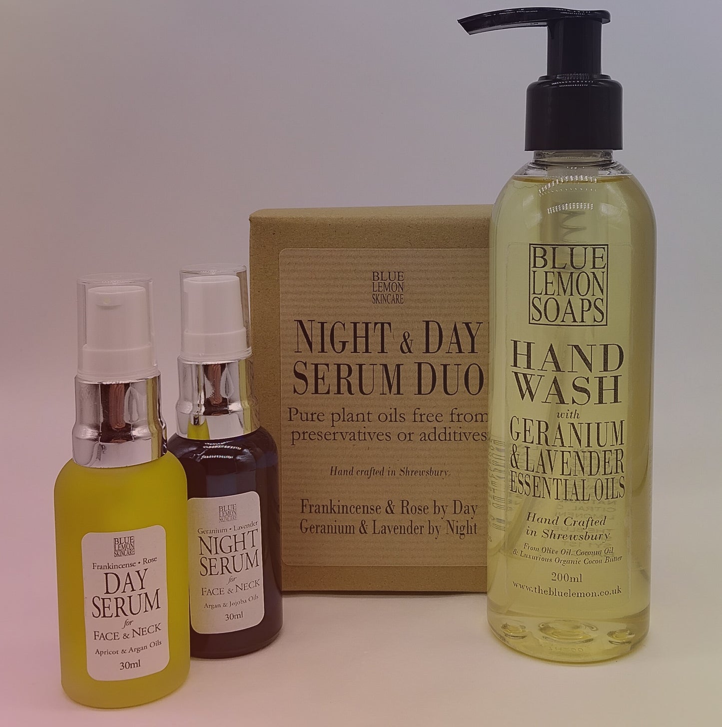 NIGHT AND DAY SERUM DUO WITH FREE LIQUID HAND WASH